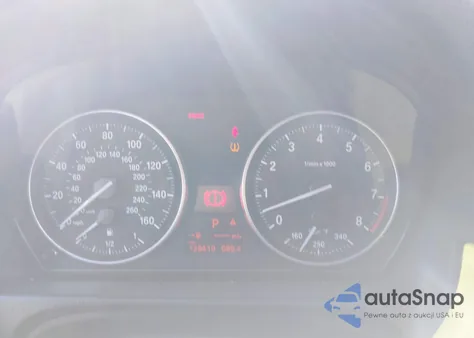 2007 BMW 335Xi z USA, uszkodzony, nr VIN WBAVD53507A007353